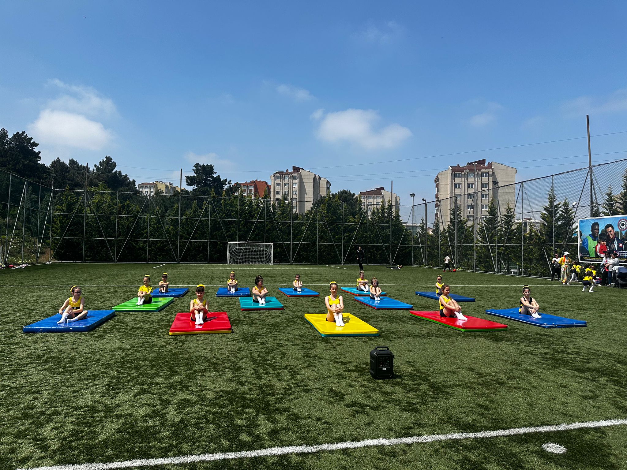 Fenerbahçeli Cimnastikçiler Şölende Buluştu! Fenerbahçeli Cimnastikçiler Şölende Buluştu!