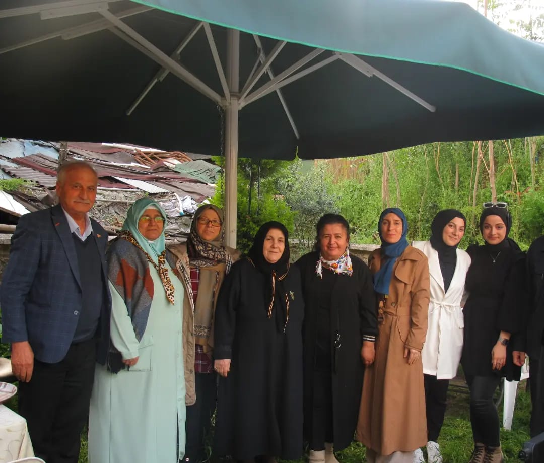 TDED Kocaeli şehit aileleriyle bir arada TDED Kocaeli şehit aileleriyle bir arada