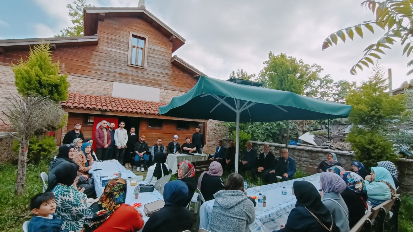 TDED Kocaeli şehit aileleriyle bir arada TDED Kocaeli şehit aileleriyle bir arada