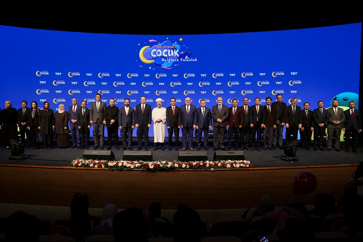 Türkiye'de İlk: TRT Diyanet Çocuk Kanalı Açıldı
