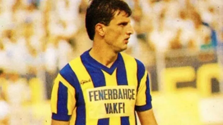 Fenerbahçeli Eski Futbolcu Vefat Etti Fenerbahçeli Eski Futbolcu Vefat Etti