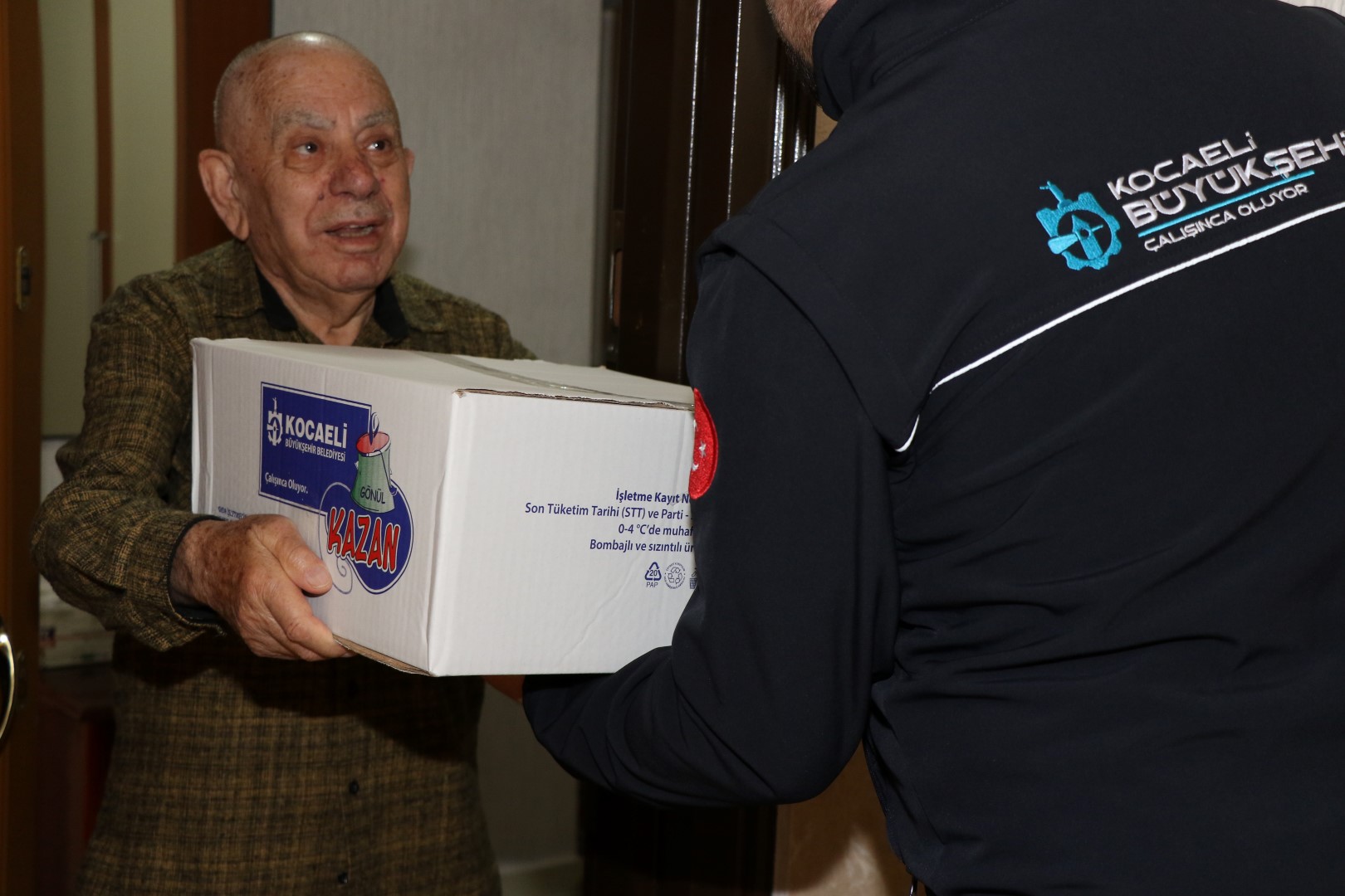 "Büyükşehir, hayatın her alanında yanınızda" "Büyükşehir, hayatın her alanında yanınızda"