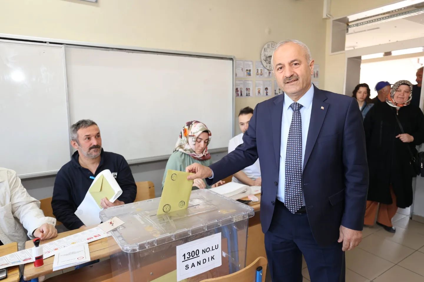 Gebze Belediye Başkanı Zinnur Büyükgöz Oyunu Kullandı Gebze Belediye Başkanı Zinnur Büyükgöz Oyunu Kullandı