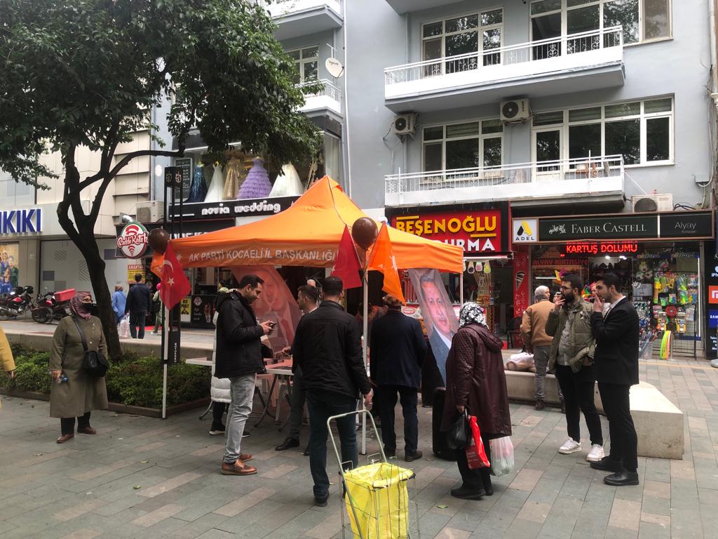 AK Parti Seçim Çalışmalarına Devam Ediyor