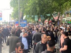 Kocaeli’de Kentin göbeğinde kalabalık gruplar birbirine girdi