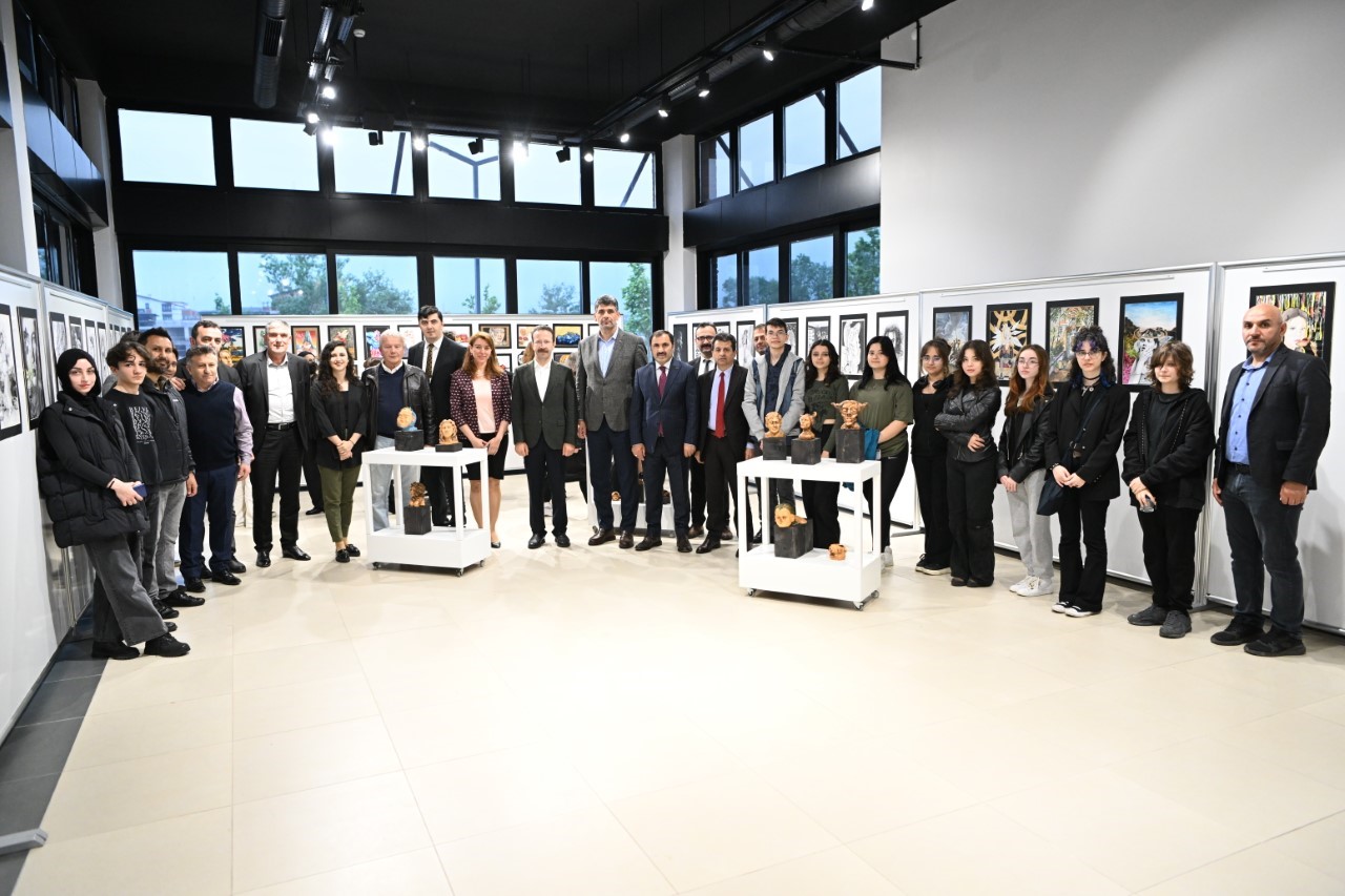 Kocaeli'de gençlerin sergisi!