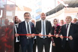 YRP seçim irtibat bürolarını açmaya başladı