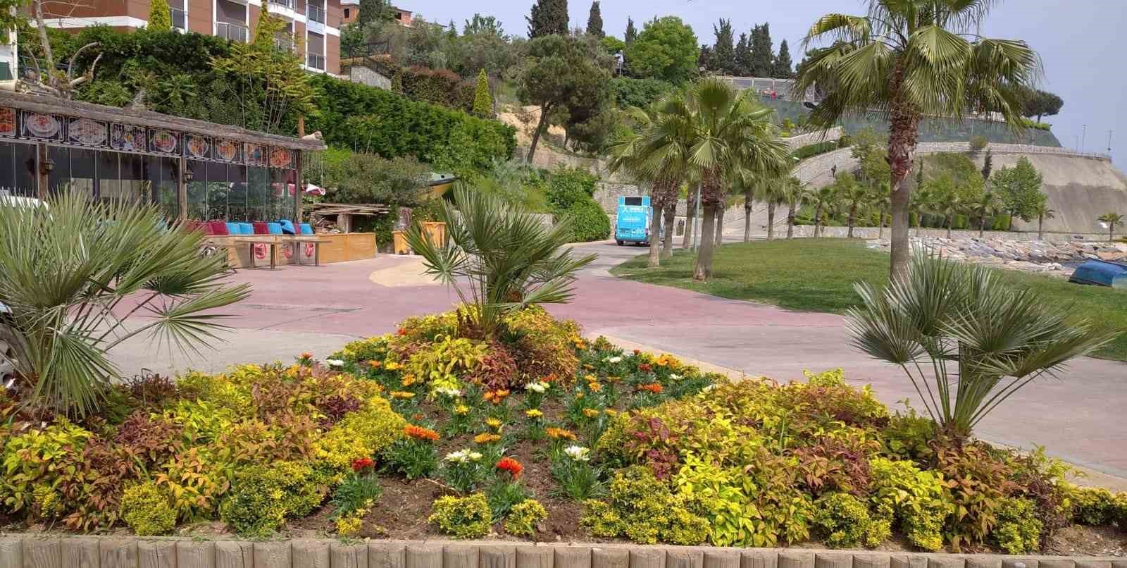 Darıca’da park ve bahçeler yenileniyor