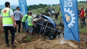Kocaeli’de düzenlenen Off-Road Festivali’nde heyecan zirveye ulaştı