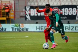 Spor Toto Süper Lig: Ümraniyespor: 0 – Giresunspor: 0 (Maç devam ediyor)