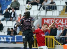 Spor Toto Süper Lig: Kasımpaşa: 0 – Beşiktaş: 2 (İlk yarı)