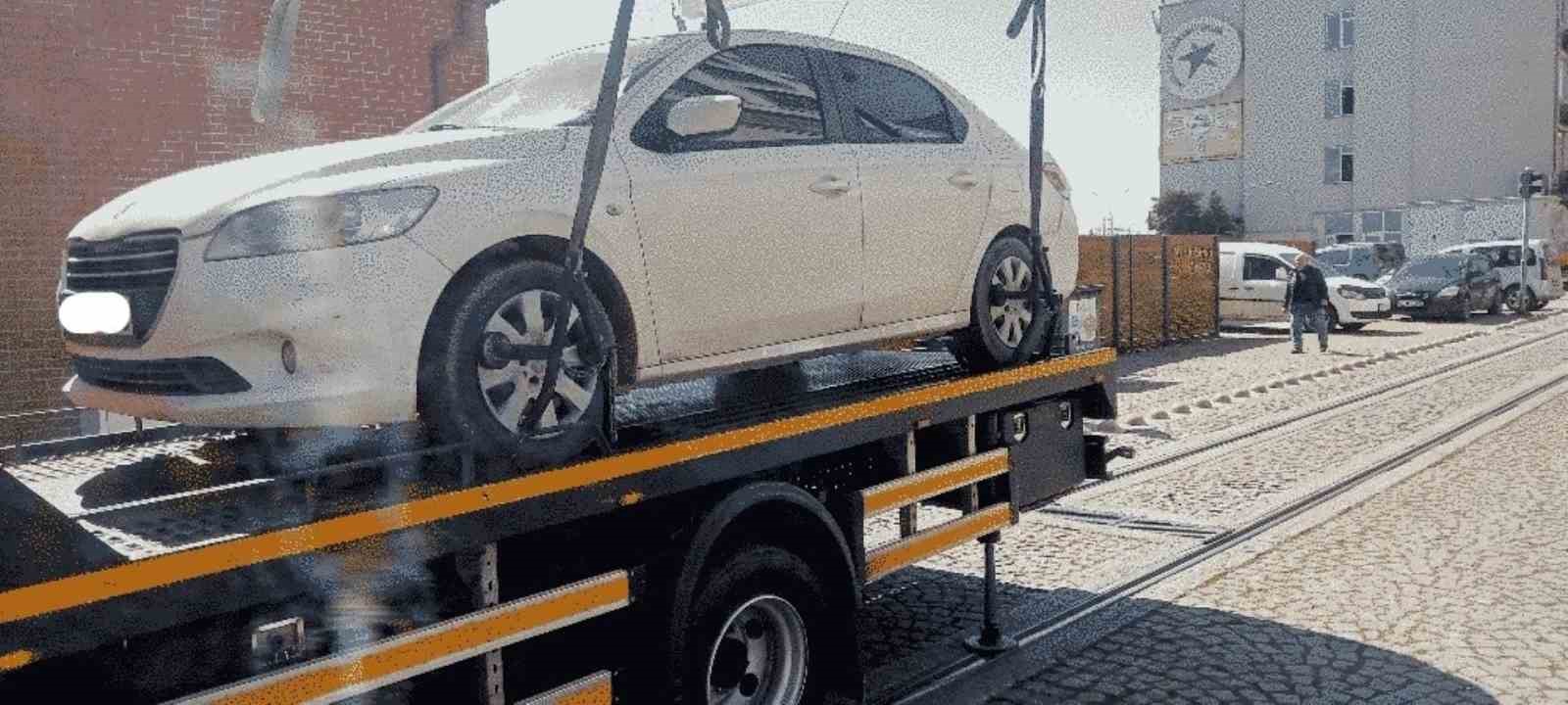 Kocaeli’de 5 ayda bin 500 araç hatalı parktan çekildi
