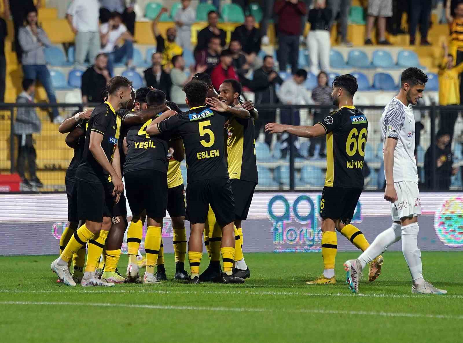 İstanbulspor, Süper Lig’de kaldı
