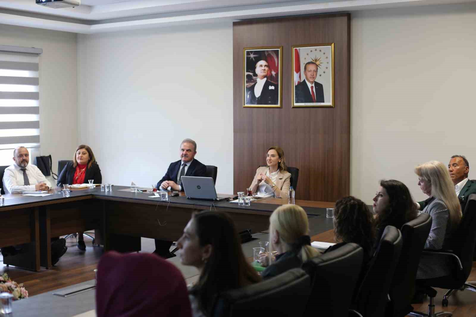 Yetkinlik esaslı esnek eğitim KOSTÜ’de hayata geçiyor