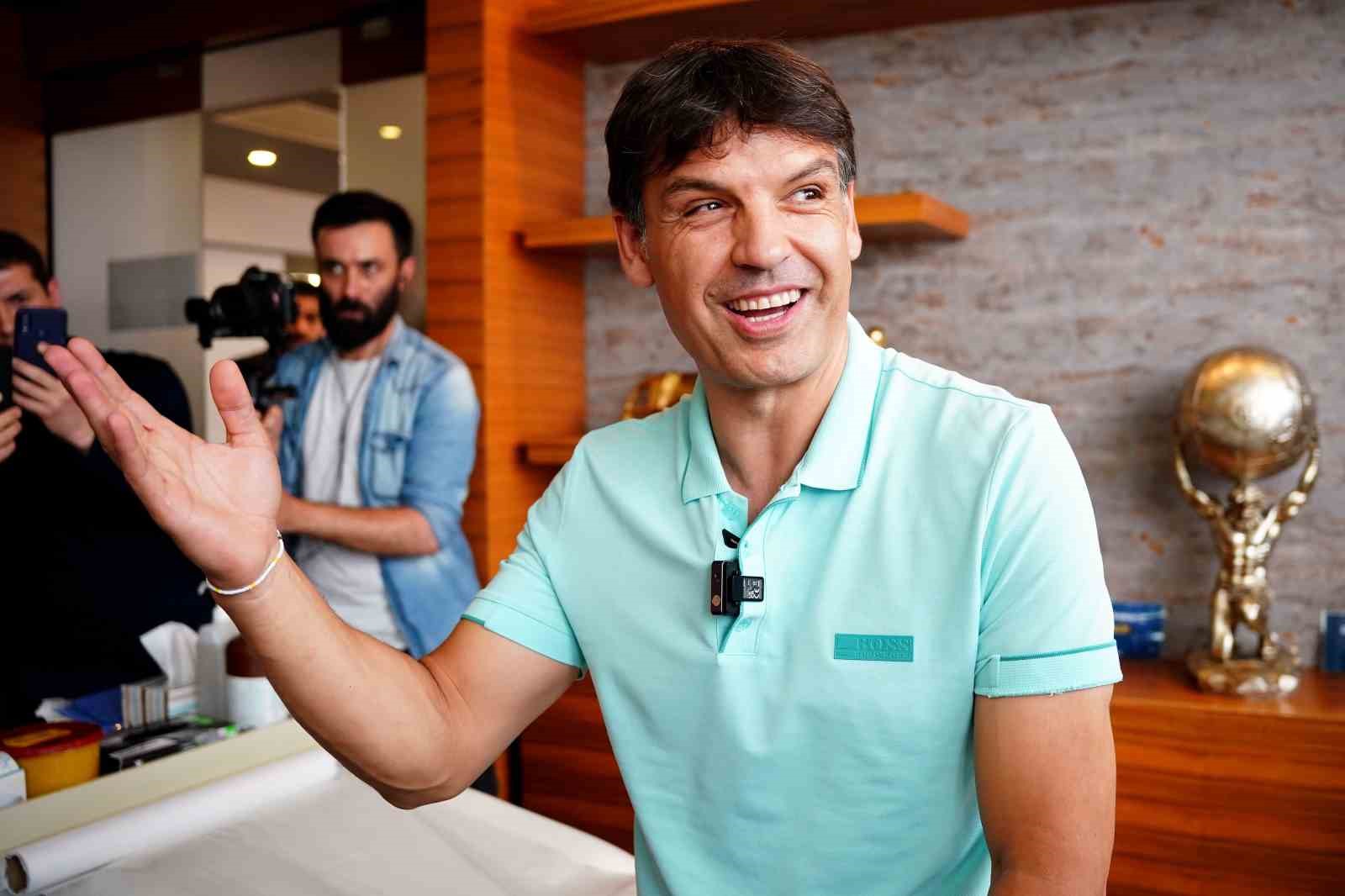 Fernando Morientes: “Enes Ünal’ın iyi bir kariyere sahip olacağını düşünüyorum”