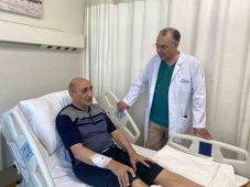 Leke sökücü kullanırken dikkat: Ayağından oluyordu