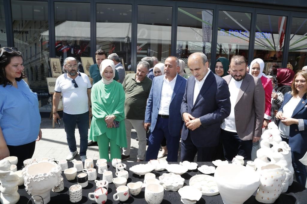 Arnavutköy’de el emeği ürünler online satış mağazasında satılacak