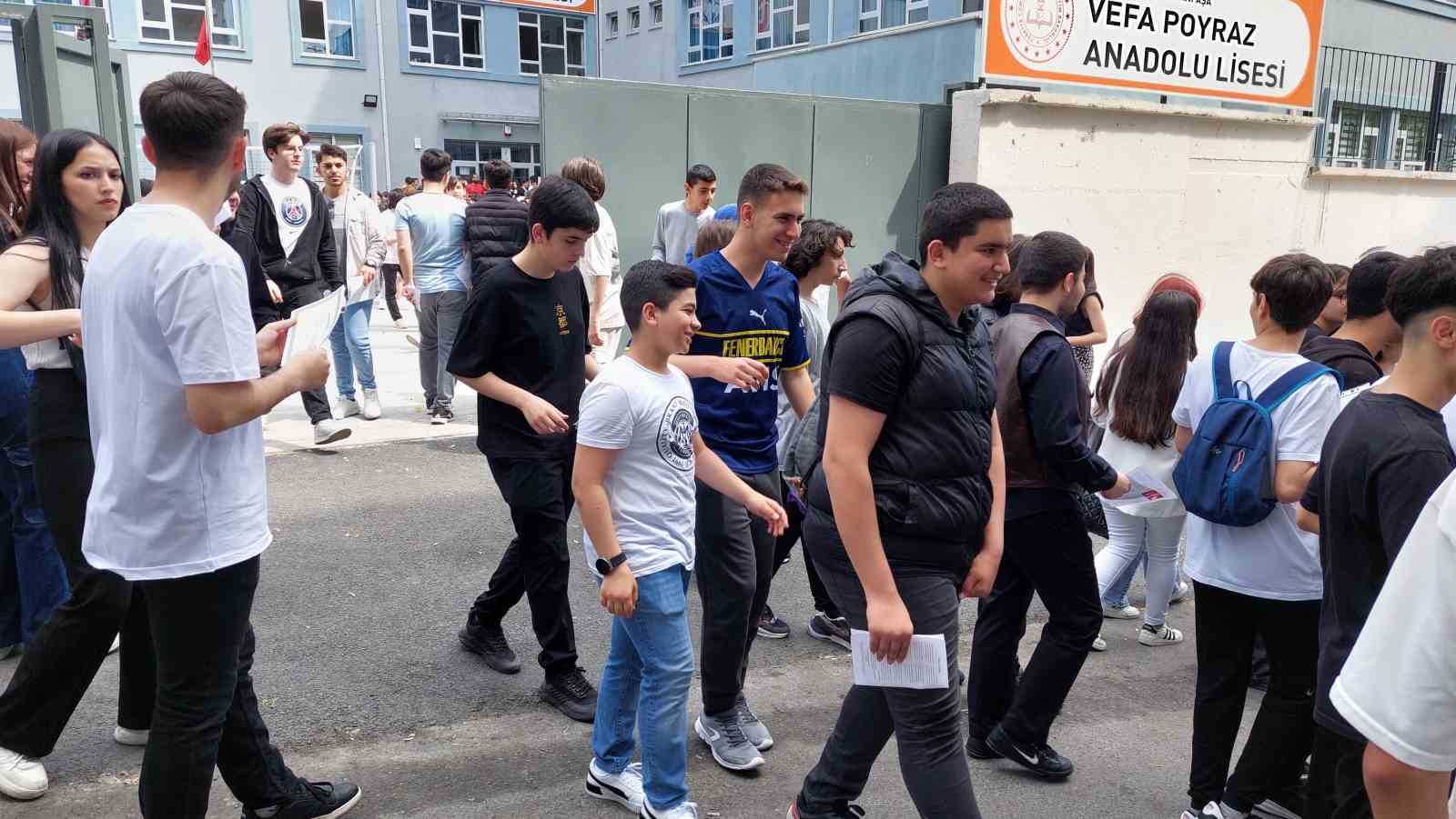 İstanbul’da karne heyecanı