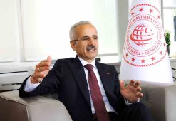 Bakan Uraloğlu: “Zengezur Koridoru’nun hayata geçmesi Pekin’den Londra’ya uzanan doğu-batı ticaretinin artışına olumlu katkı sağlayacak”