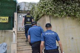 Kocaeli’de günlük kiralanan evlere polis denetimi