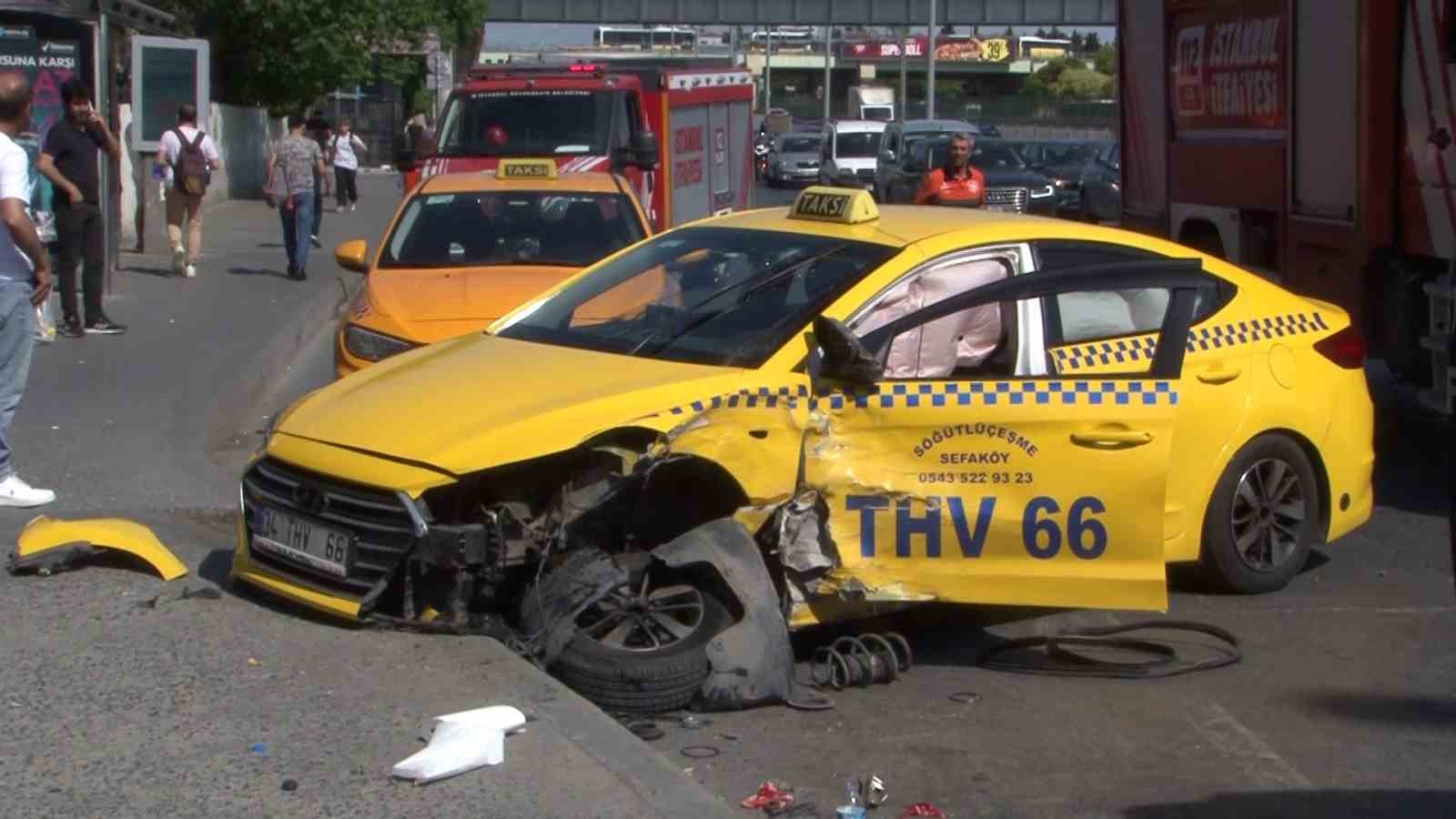 Avcılar’da kaza: 2 yaralı