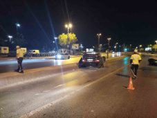 Maltepe’de kontrolden çıkan araç takla attı: 1 yaralı