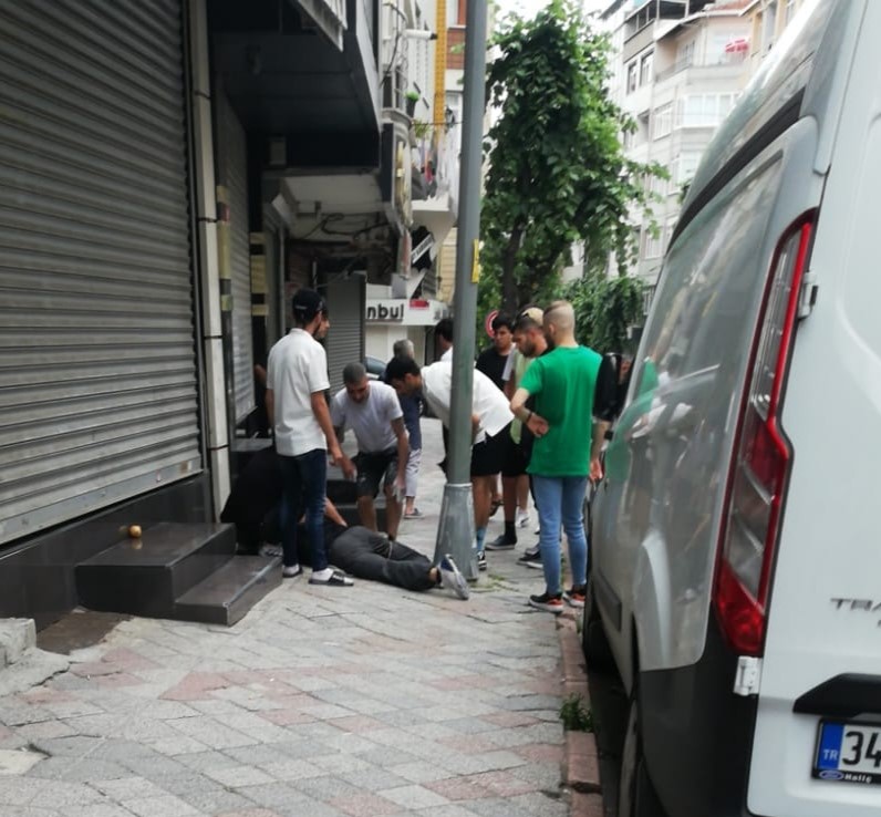 Zeytinburnu’nda silahlı çatışma: 1 yaralı