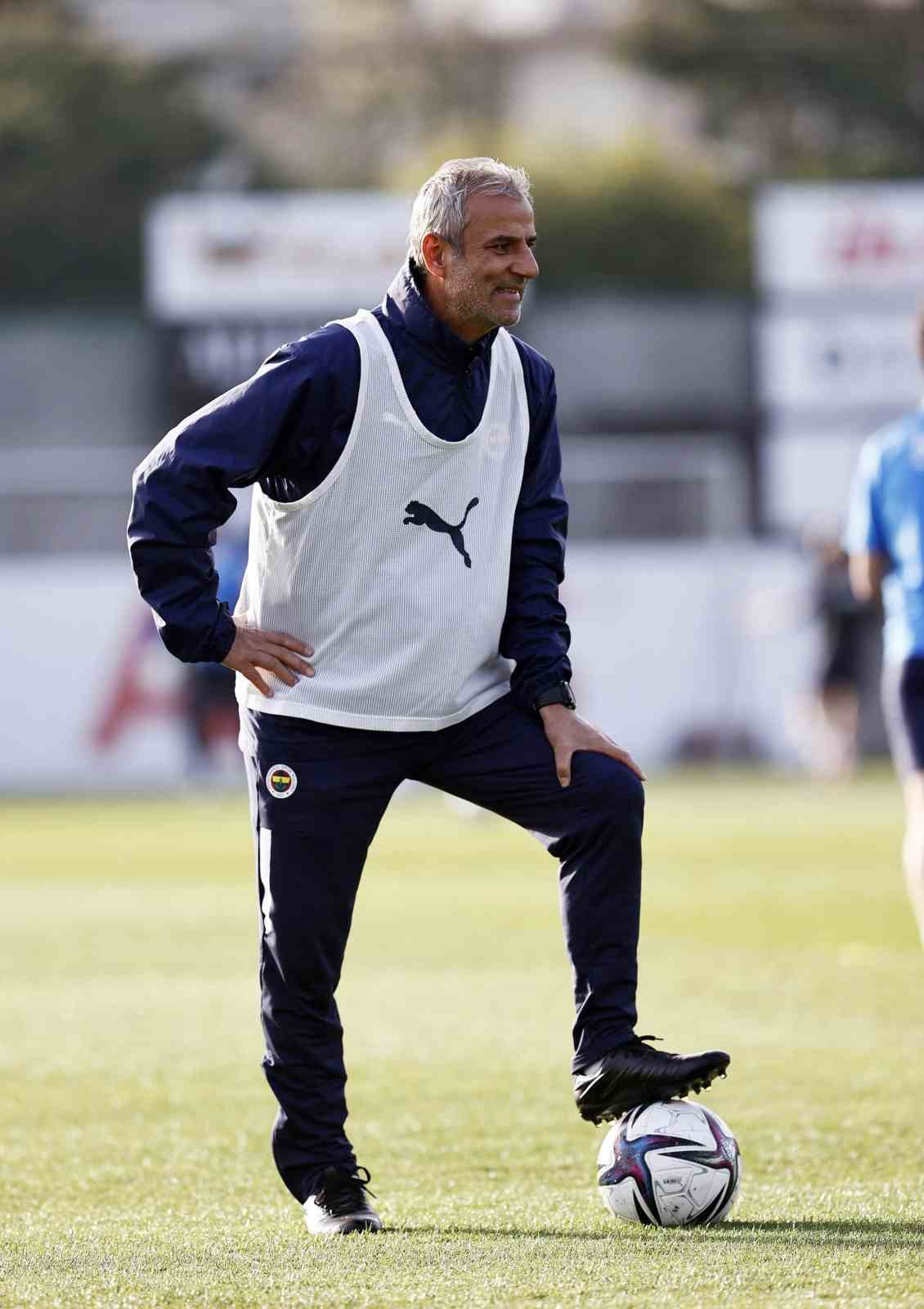 Fenerbahçe, bir kez daha İsmail Kartal’a emanet