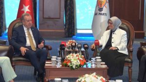 MHP heyetinden AK Parti’ye bayram ziyareti