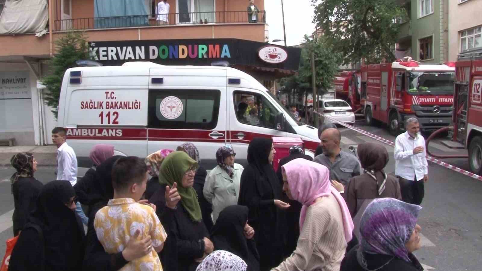 Ümraniye’de korkutan yangın: 1 kişi yaralandı