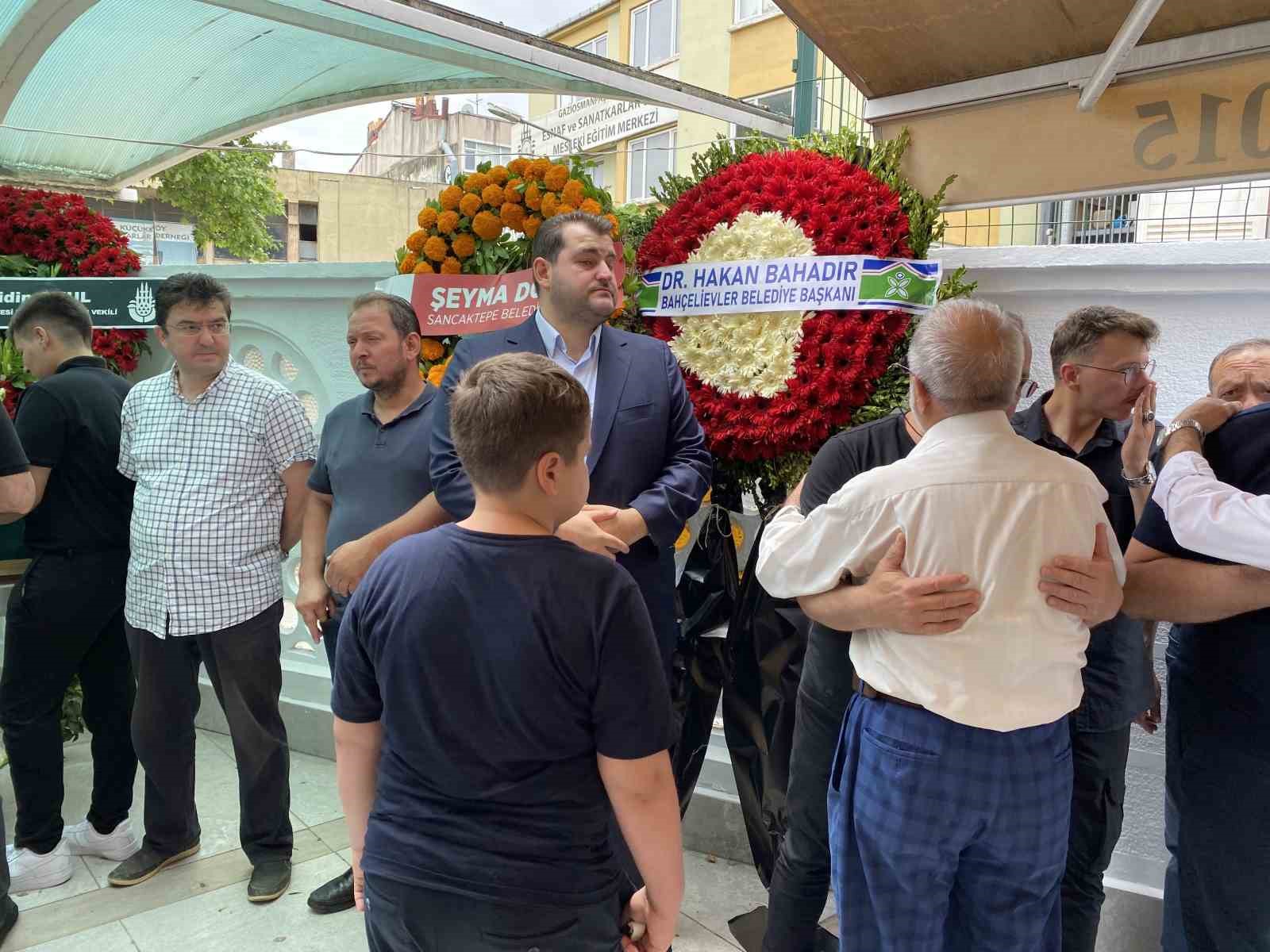 Vefat eden eski Arnavutköy Belediye Başkanı Bahtiyar Sağlam’ın cenaze namazı kılındı