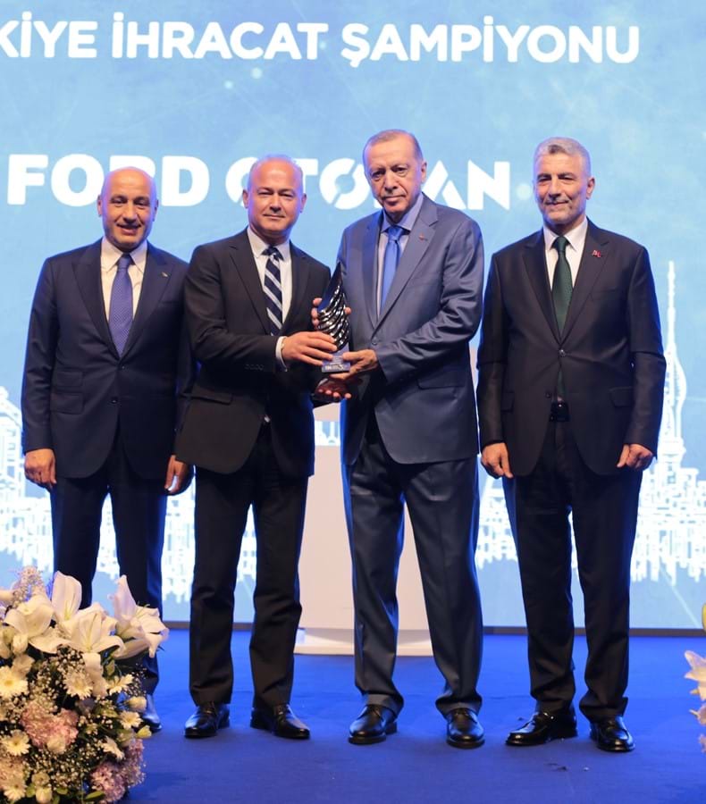TİM İhracat Şampiyonlarını ödüllendirdi