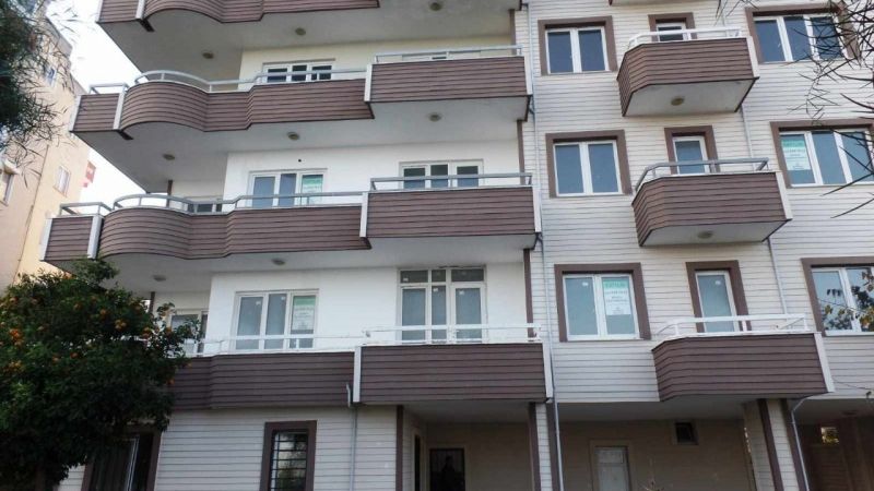Kocaeli Darıca’da 4 katlı bina icradan satılıktır
