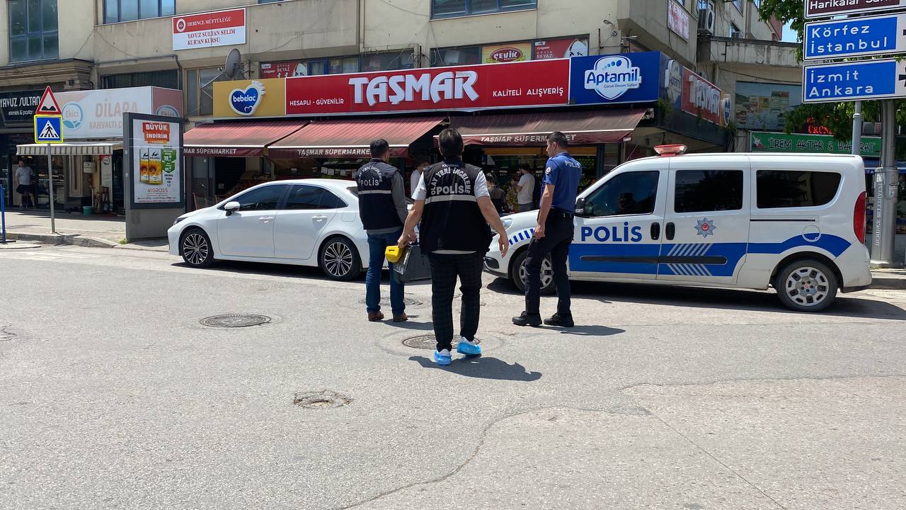 Kocaeli'de bir inşaat işçisi 4. kattan düştü! Kocaeli'de bir inşaat işçisi 4. kattan düştü!