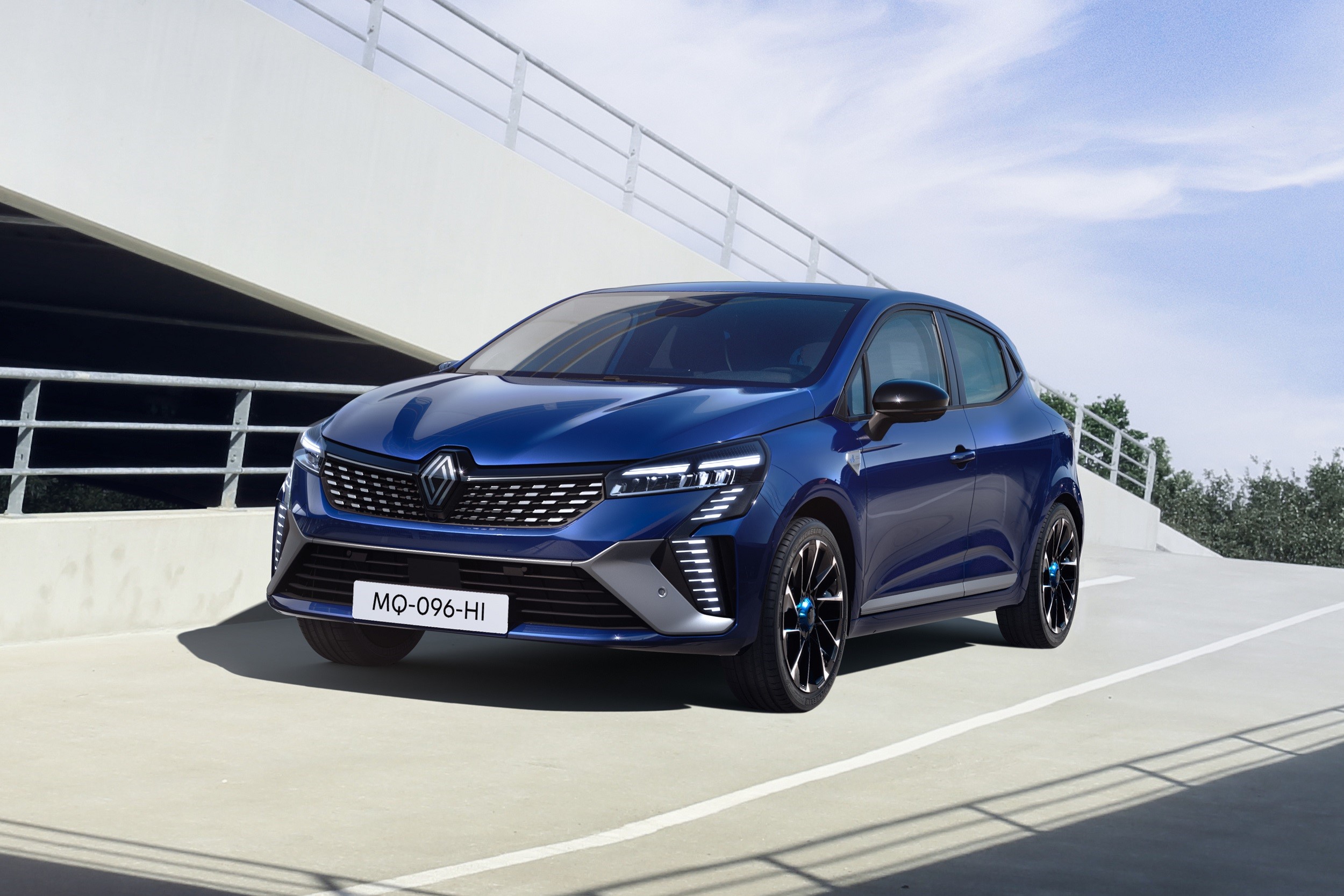 Yeni Clio Türkiye’de tanıtıldı, Eylül’de satışta Yeni Clio Türkiye’de tanıtıldı, Eylül’de satışta