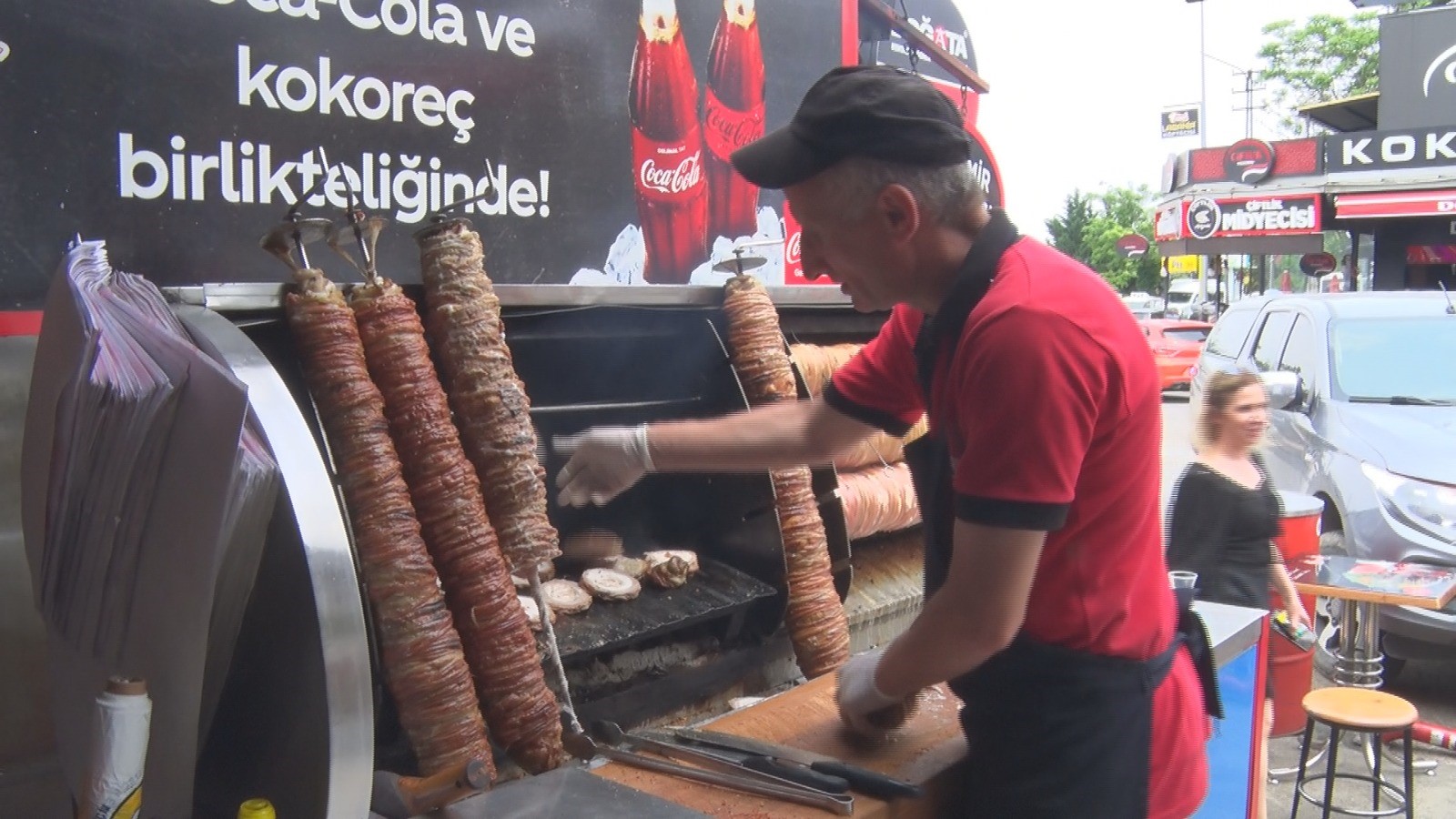 Yunanistan bu sefer de ‘kokoreçi’ sahiplendi Yunanistan bu sefer de ‘kokoreçi’ sahiplendi