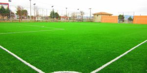 Çim futbol sahası yaptırılacaktır
