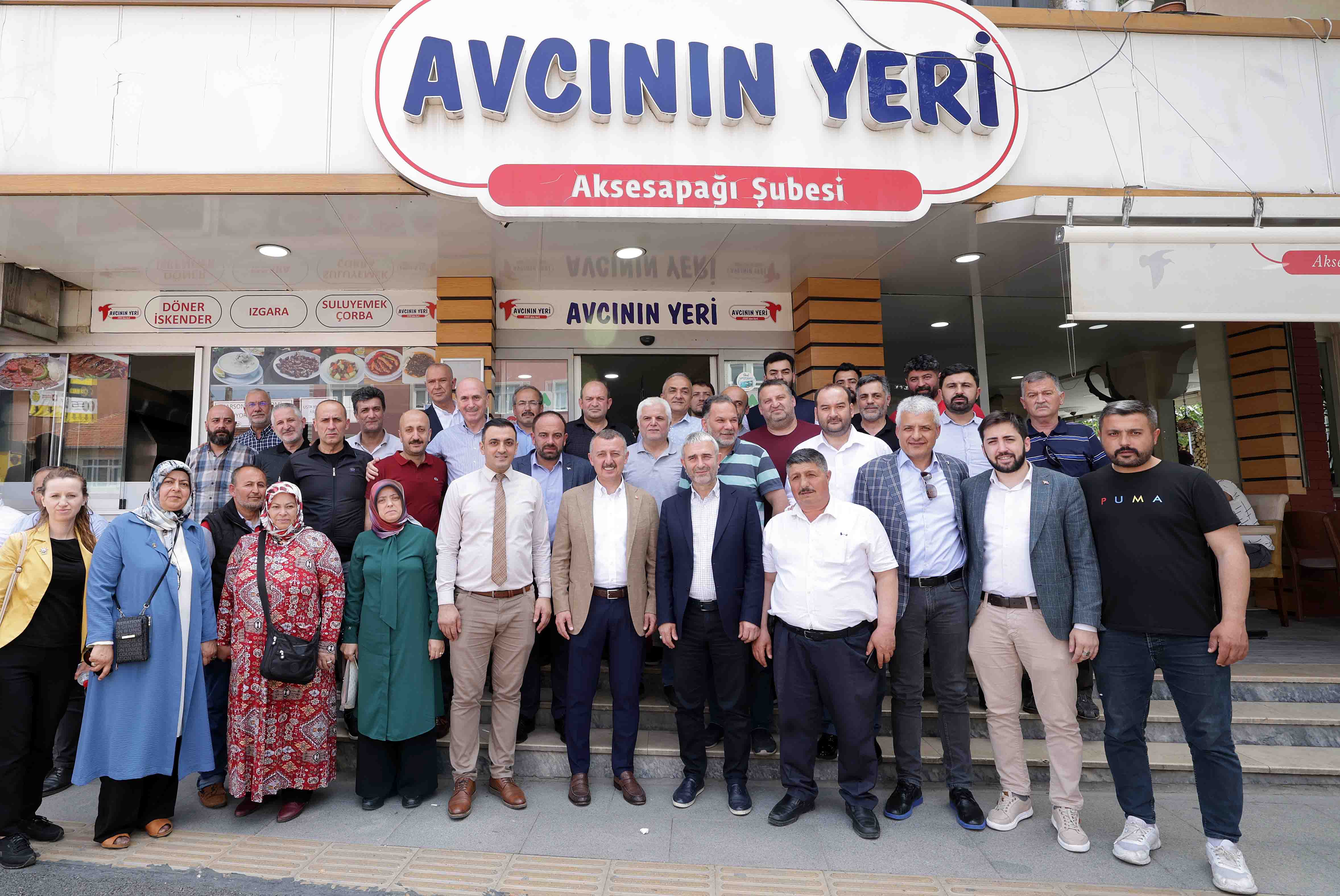 Büyükakın Gebze esnafını ziyaret etti Büyükakın Gebze esnafını ziyaret etti