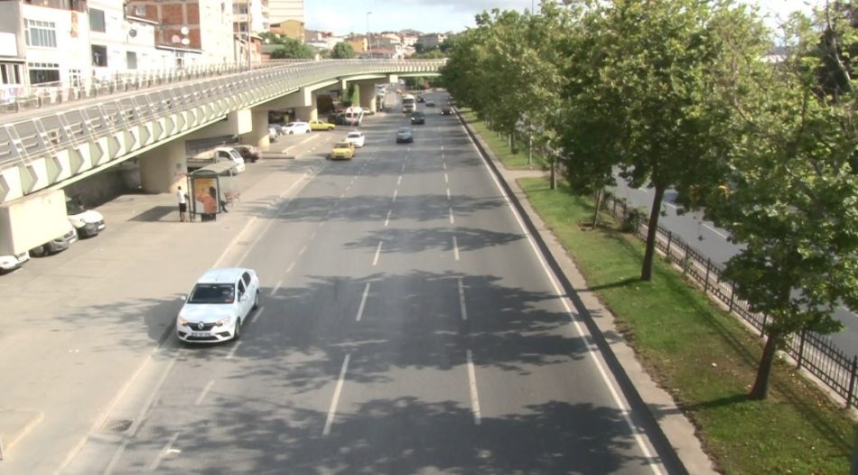 İstanbul’da haftanın ilk günü yollar boş kaldı İstanbul’da haftanın ilk günü yollar boş kaldı