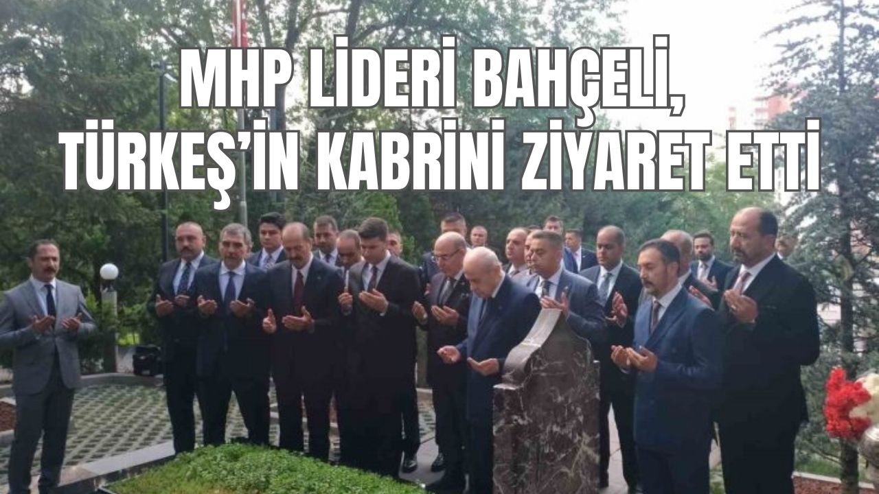 MHP lideri Bahçeli, Türkeş’in kabrini ziyaret etti
