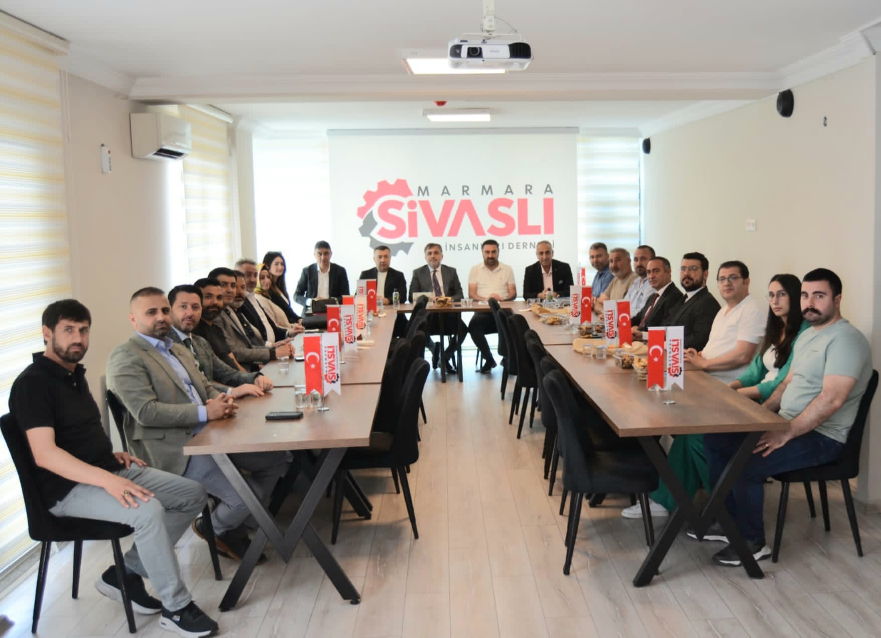 SUNGUR, GÜVEN TAZELEDİ