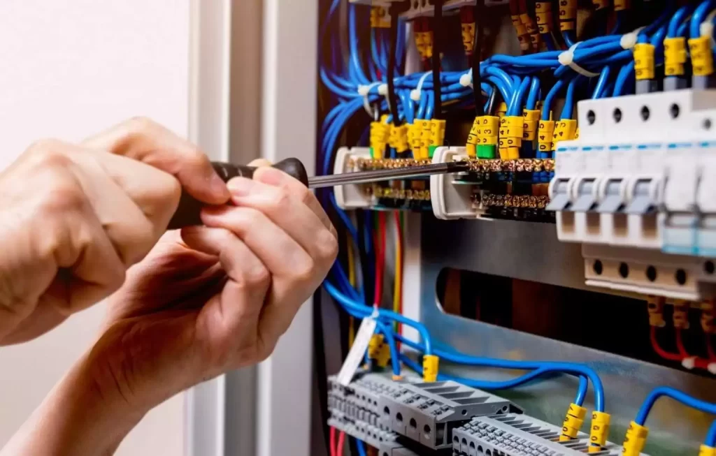 Elektrik bakım hizmeti alınacaktır