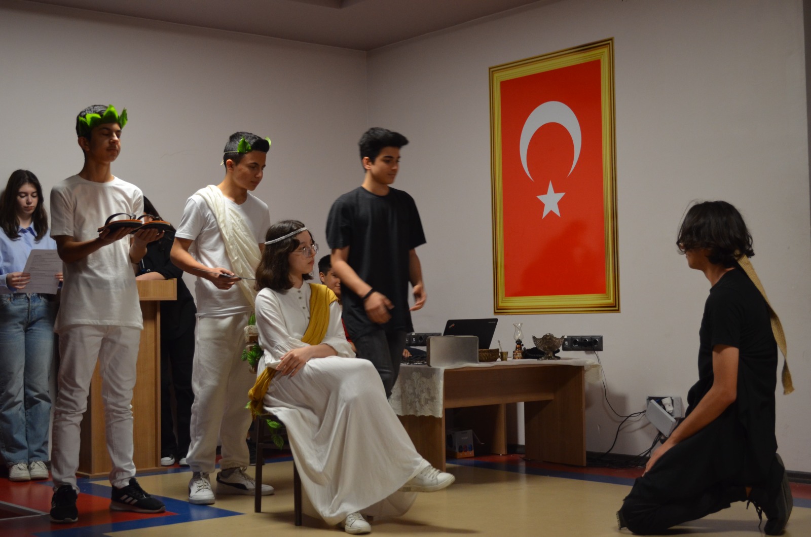 ÇAL Öğrencileri Sahnede