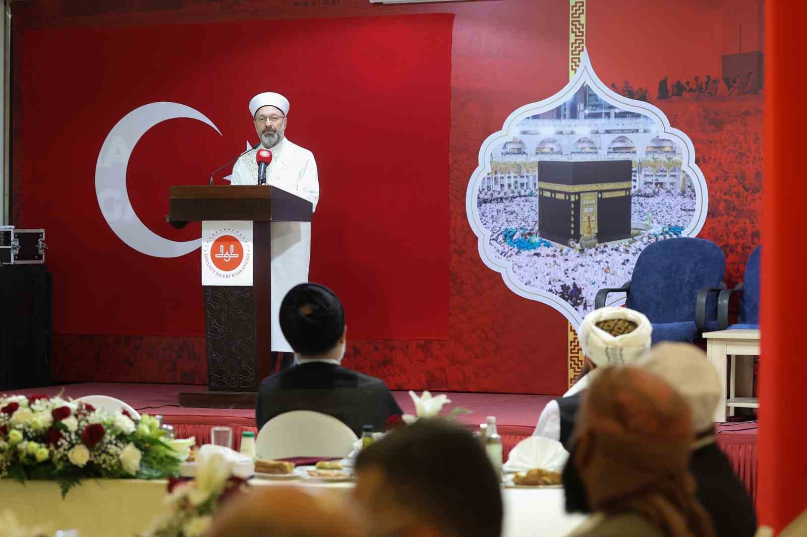 Diyanet İşleri Başkanı Erbaş: “İnsanlık, İslam’ın hak, hukuk, rahmet ve merhamet ilkelerine muhtaçtır”