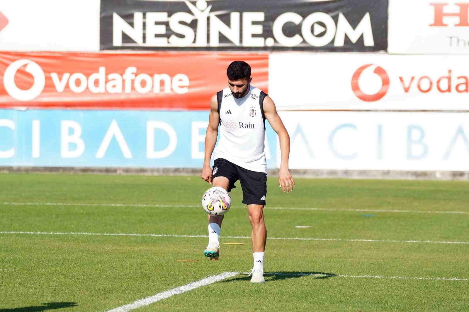 Beşiktaş, yeni sezon hazırlıklarını sürdürdü