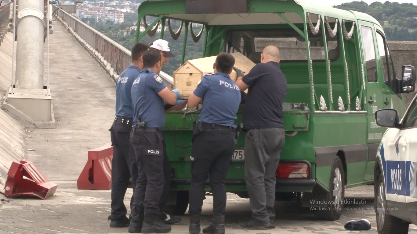 15 Temmuz Şehitler Köprüsü’nde feci kaza: Motosikletli hayatını kaybetti