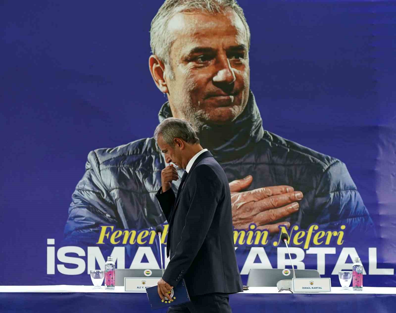 Fenerbahçe Teknik Direktörü İsmail Kartal: “Savunmaya, orta sahaya ve hücum hattına oyuncular alacağız”