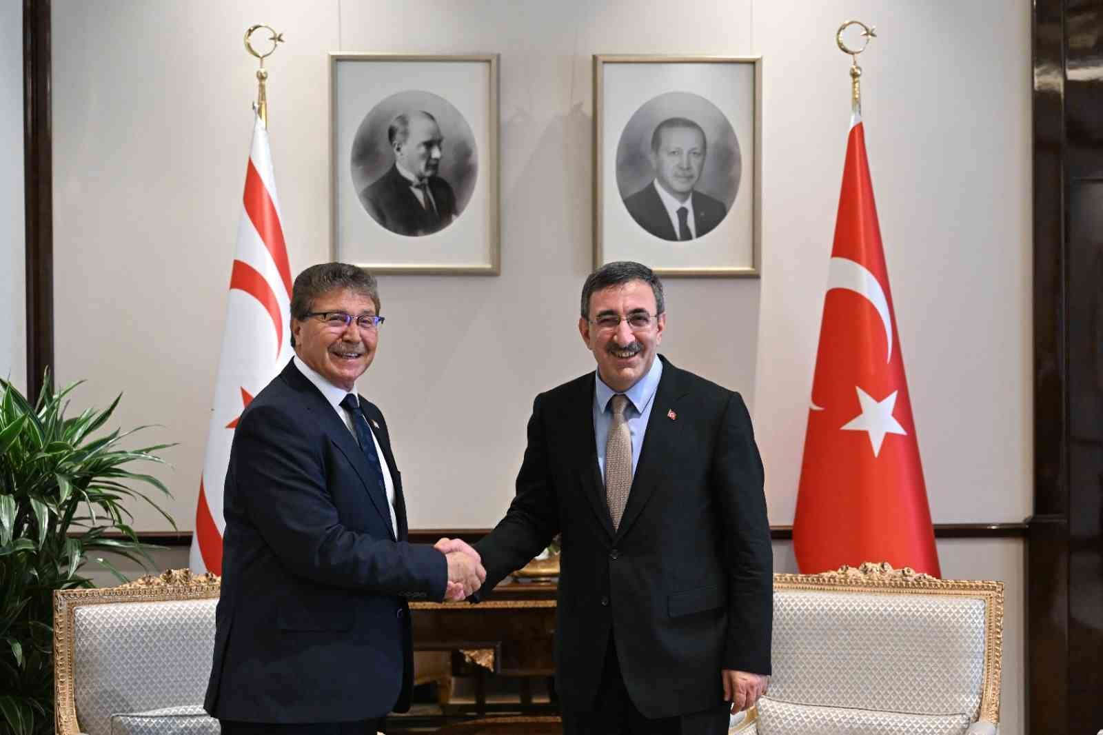 Cumhurbaşkanı Yardımcısı Yılmaz, KKTC Başbakanı Üstel ile görüştü