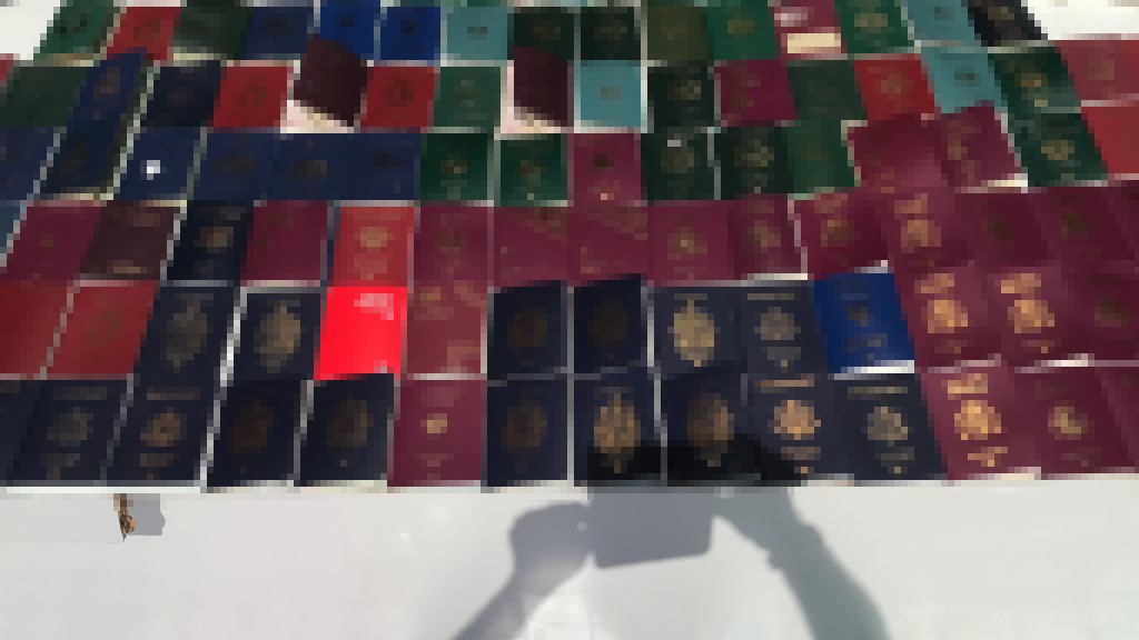 İstanbul’da sahte pasaport operasyonu: Yüzlerce sahte pasaport ve kimlik ele geçirildi