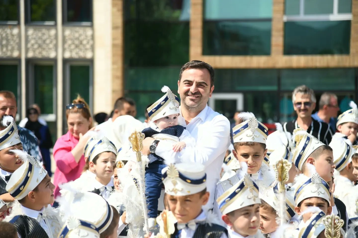 Başiskele’de toplu sünnet şöleni kayıtları başladı